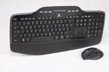 Logitech Wireless Desktop MK710 Funk-Tastatur Funk-Maus Nummernblock schwarz