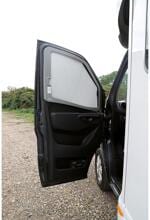 Remis REMIfront IV Scheiben-Verdunkelung Plissee für Mercedes Sprinter Bj. ab 2018 Seite links ohne Einstiegsgriff