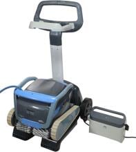 Maytronics Dolphin M700 Pool-Roboter Bodensauger Poolreinigung Caddy WiFi